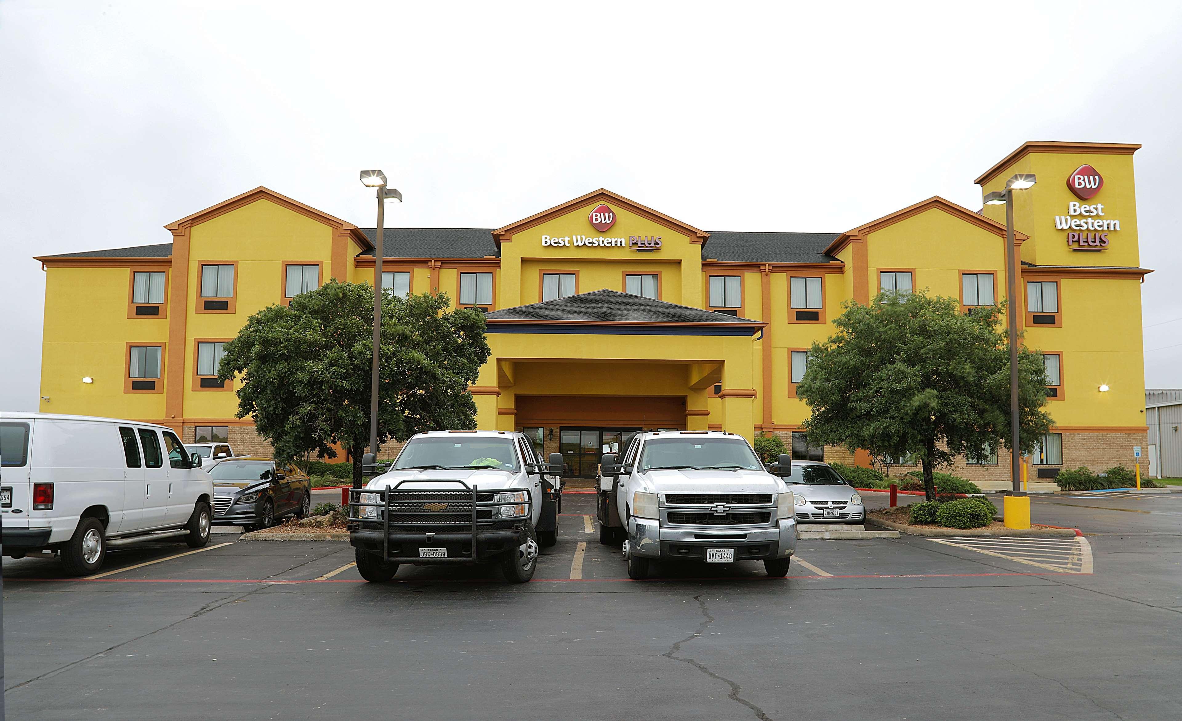 Best Western Plus Schulenburg Inn & Suites Exterior foto